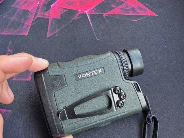 далекомір Vortex Viper HD 3000 7х25. 2740м