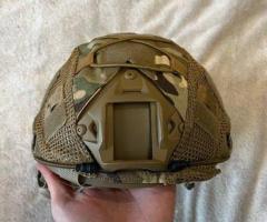 шолом з кавером мультікам та навушниками Волкерс