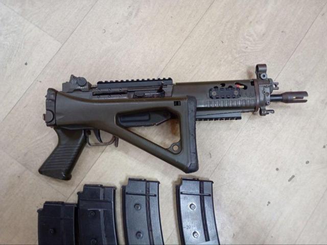 Продам SIG 551 comandas