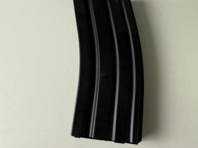 Магазин бункерний маталевий