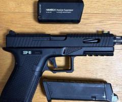 пістолет із глушником від Norwich