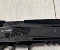 Страйкбольний пістолет CZ 75 duty