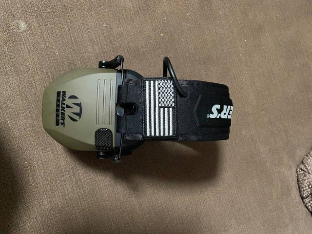 Продам активні навушники