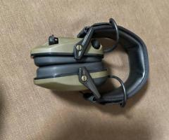 Продам активні навушники