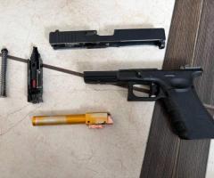 Продаю глок WE 17 по запчастинах