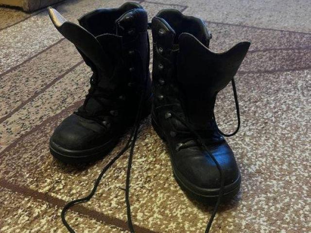 Продаються німецькі берци, шкіра