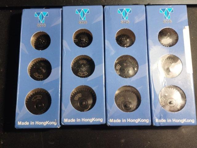 Продам шестерні SHS