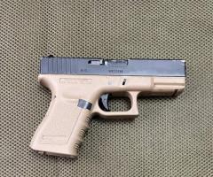 Страйкбольний глок