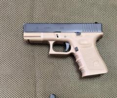 Страйкбольний глок