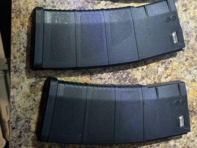 Продам 2 механа